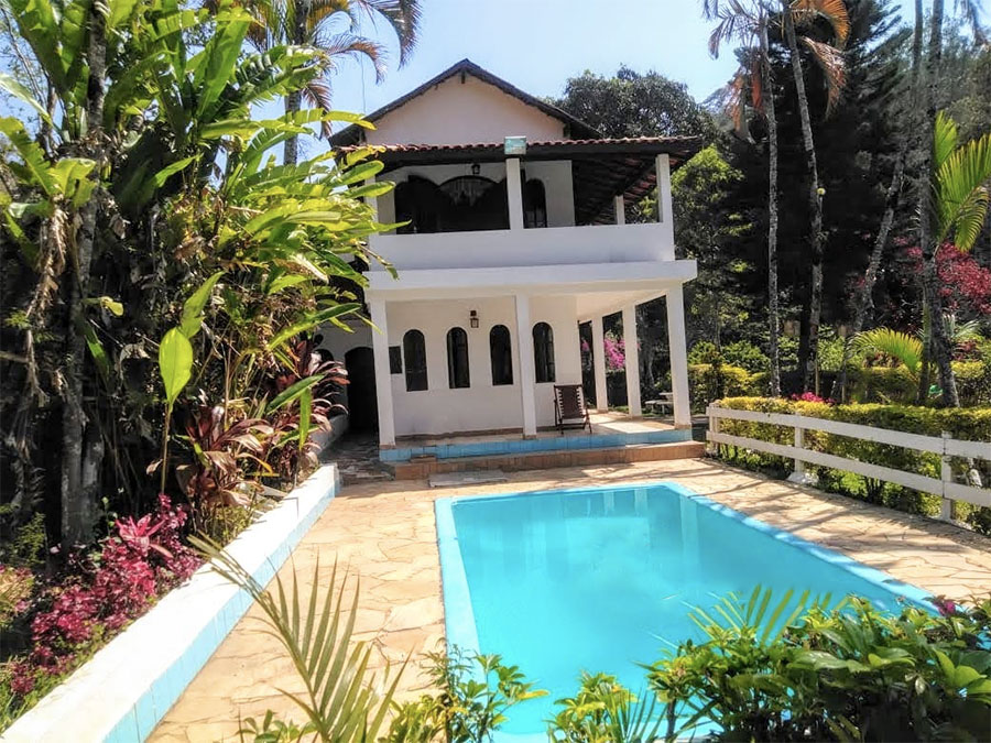 Área externa da piscina